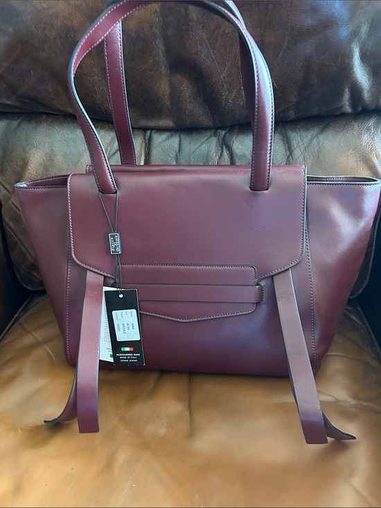 alessandro mari Handbags - Women's Merlot genuine Leather Tote Handbag with Front Flap